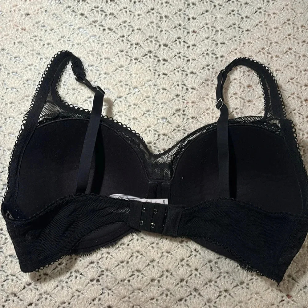 Victoria’s Secret Black Dream Angels Lace Demi Cup Bra size 34DD - Picture 2 of 8